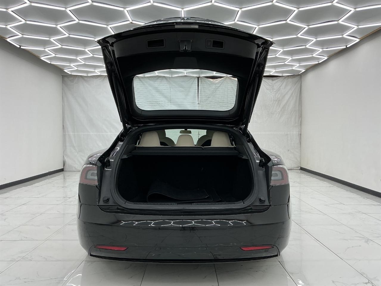 Tesla Model S Long Range AWD 2021