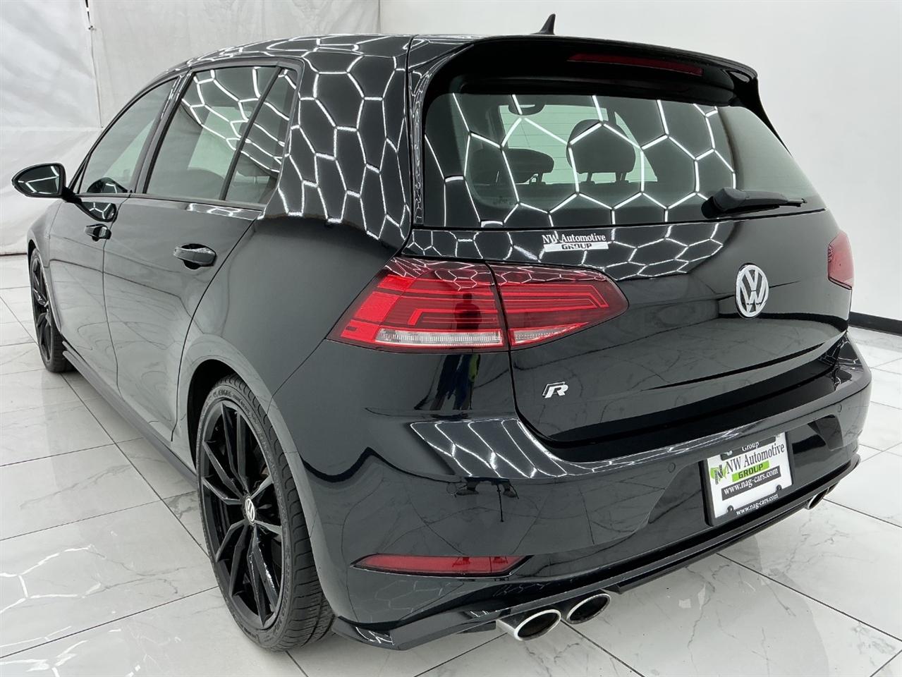 Volkswagen Golf R 2.0T DSG w/DCC/Nav 2019