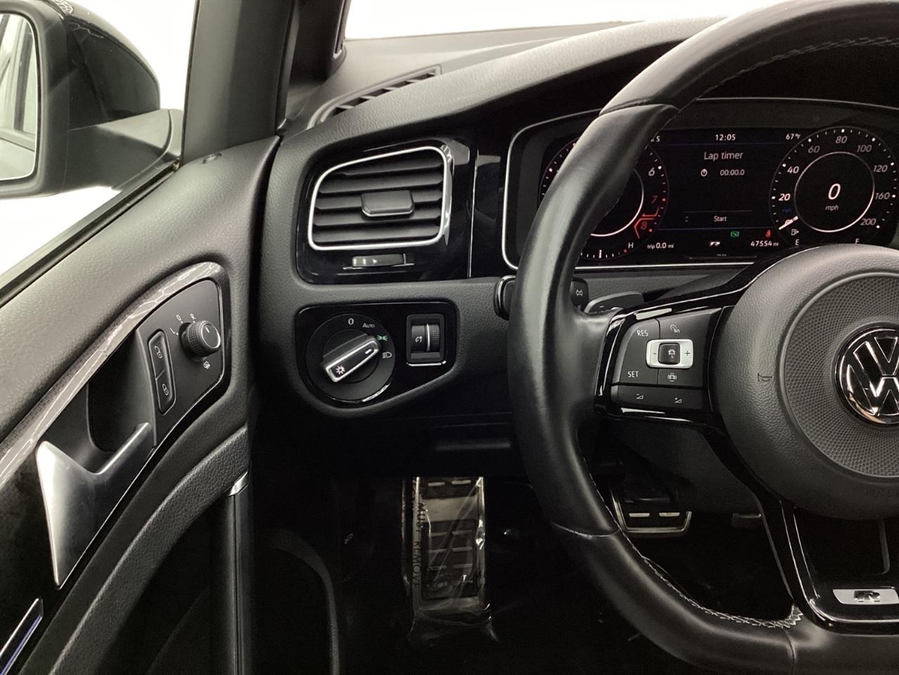 Volkswagen Golf R 2.0T DSG w/DCC/Nav 2019