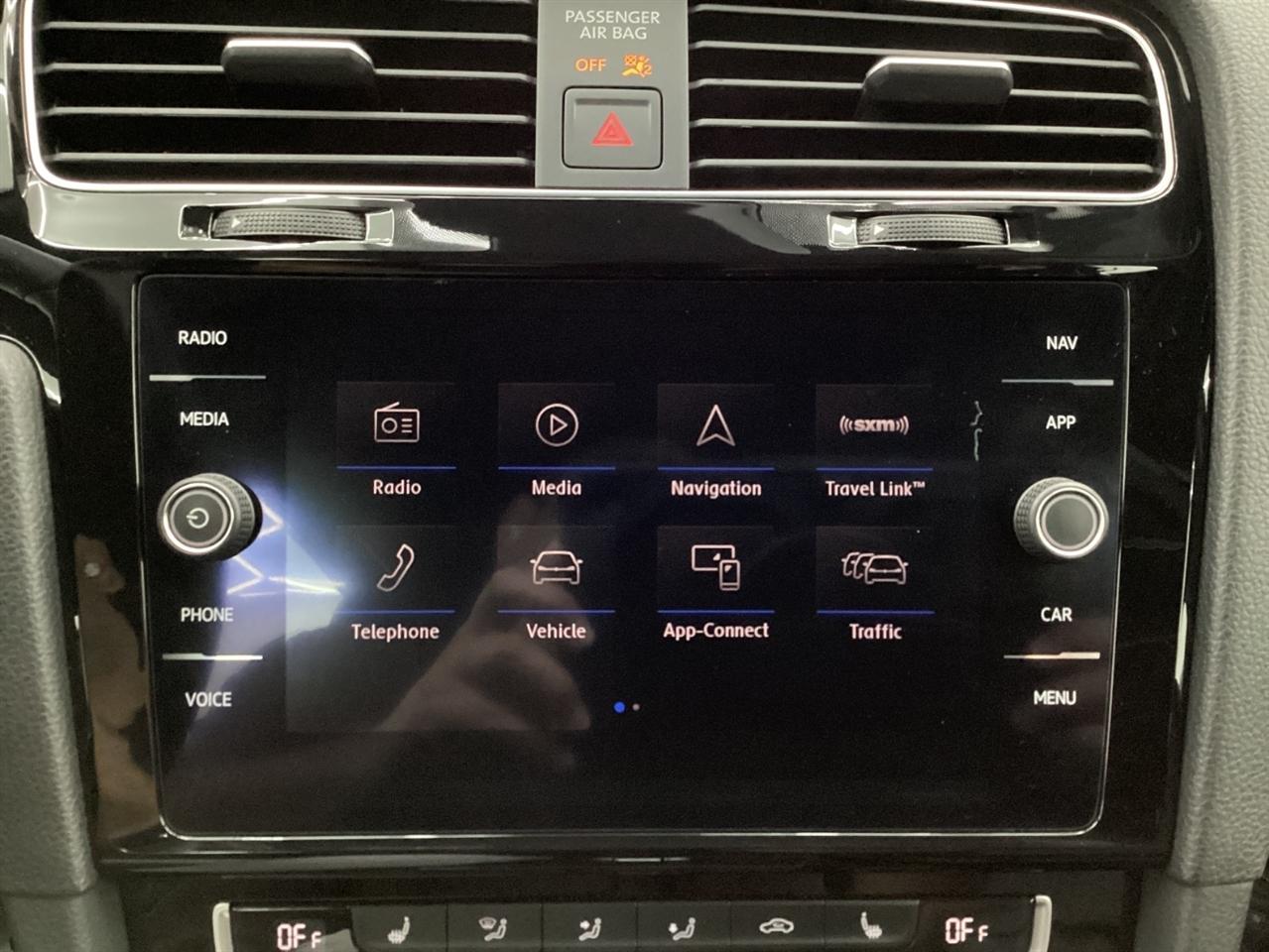 Volkswagen Golf R 2.0T DSG w/DCC/Nav 2019