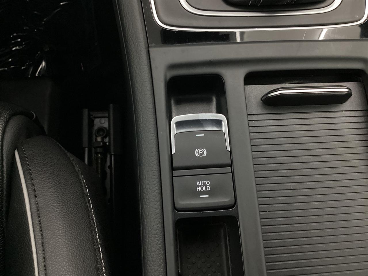 Volkswagen Golf R 2.0T DSG w/DCC/Nav 2019
