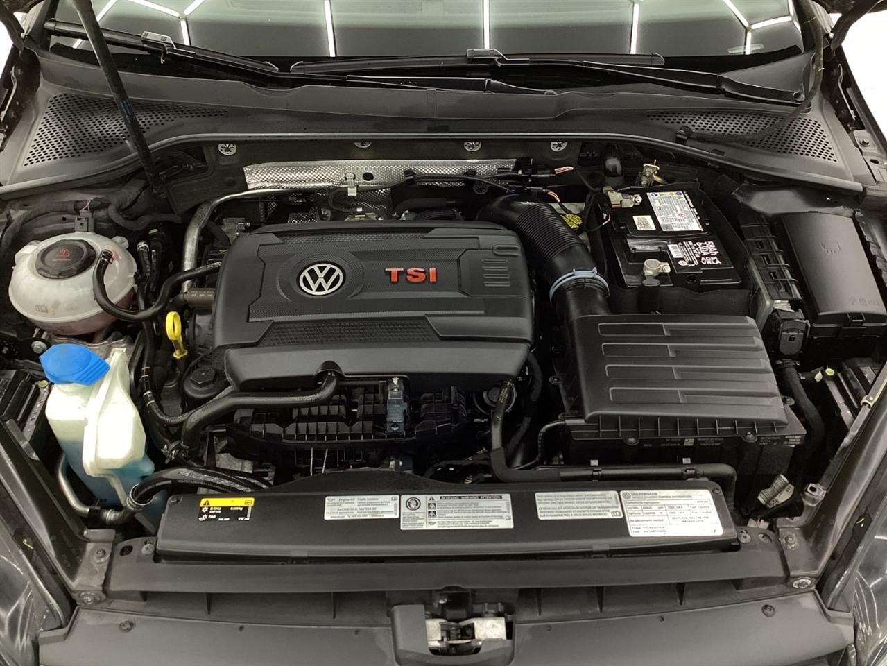 Volkswagen Golf R 2.0T DSG w/DCC/Nav 2019