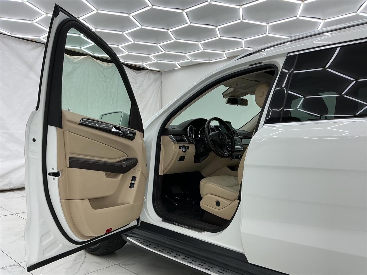 Mercedes-Benz GLS GLS 450 4MATIC SUV 2017