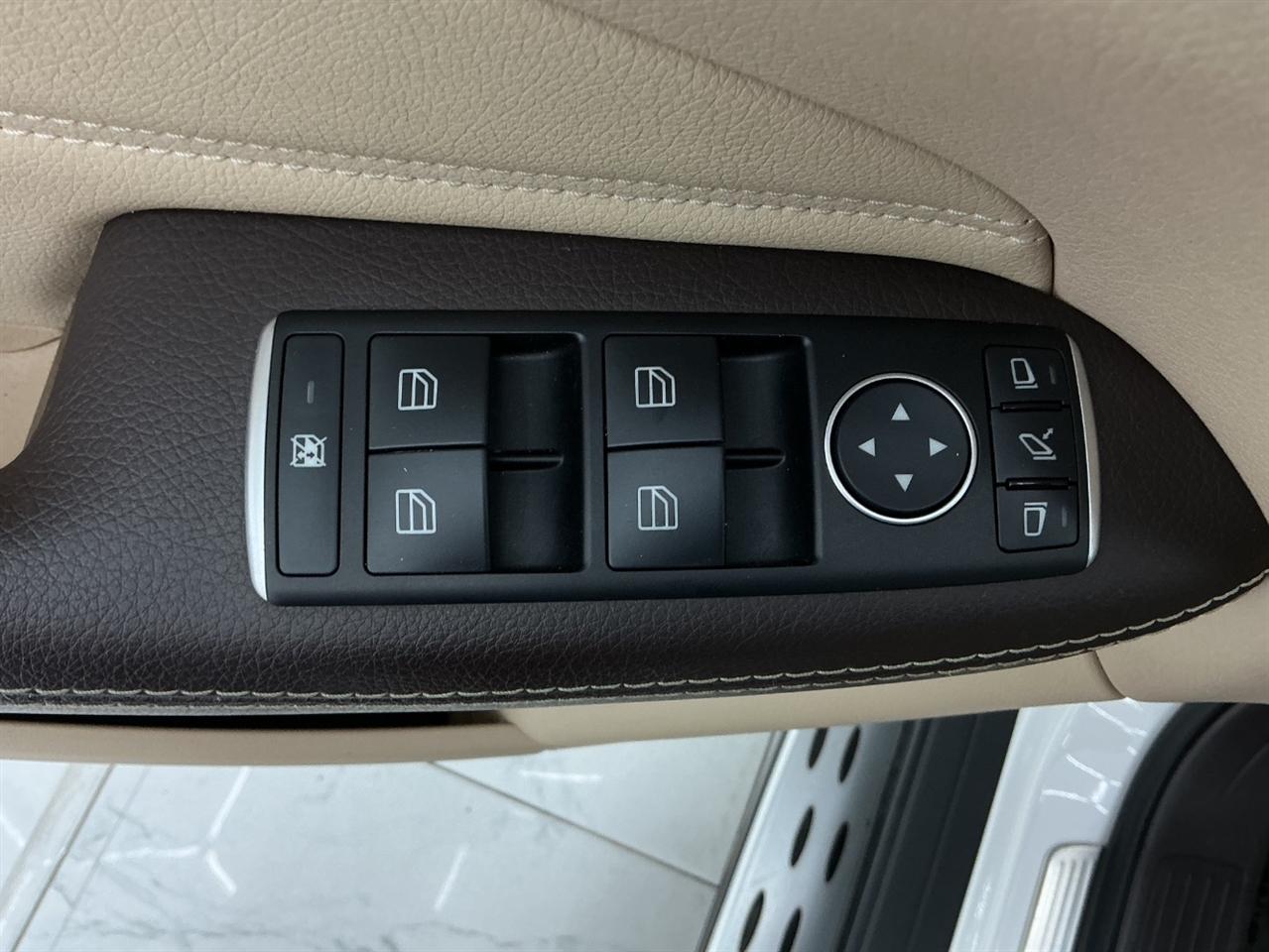 Mercedes-Benz GLS GLS 450 4MATIC SUV 2017