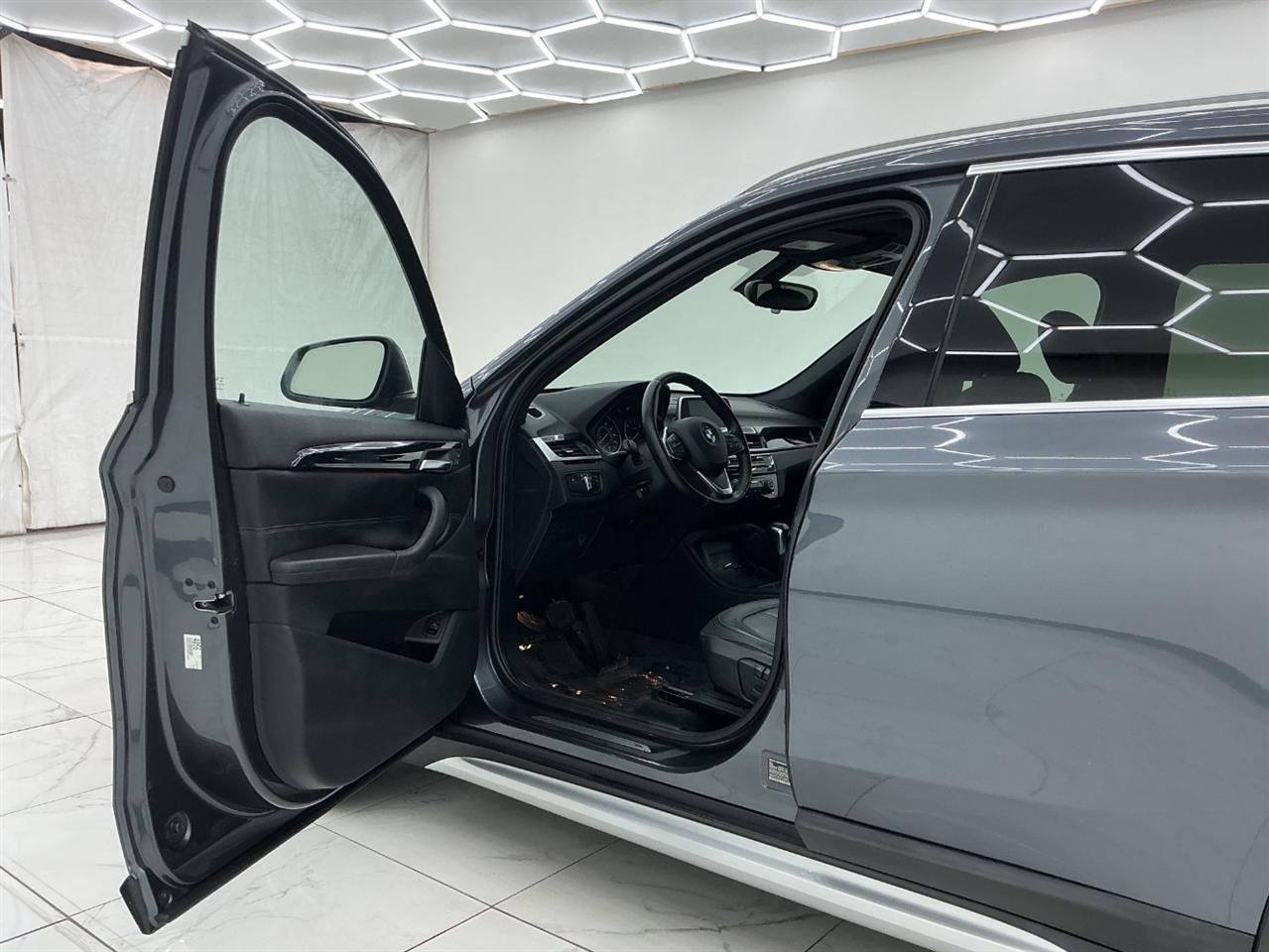 BMW X1 xDrive28i Sports Activity Vehicle 2018