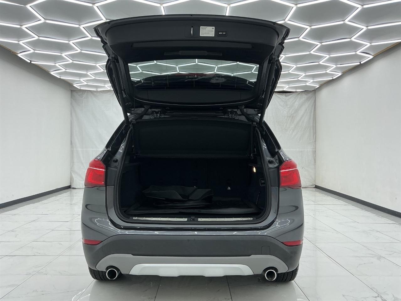 BMW X1 xDrive28i Sports Activity Vehicle 2018