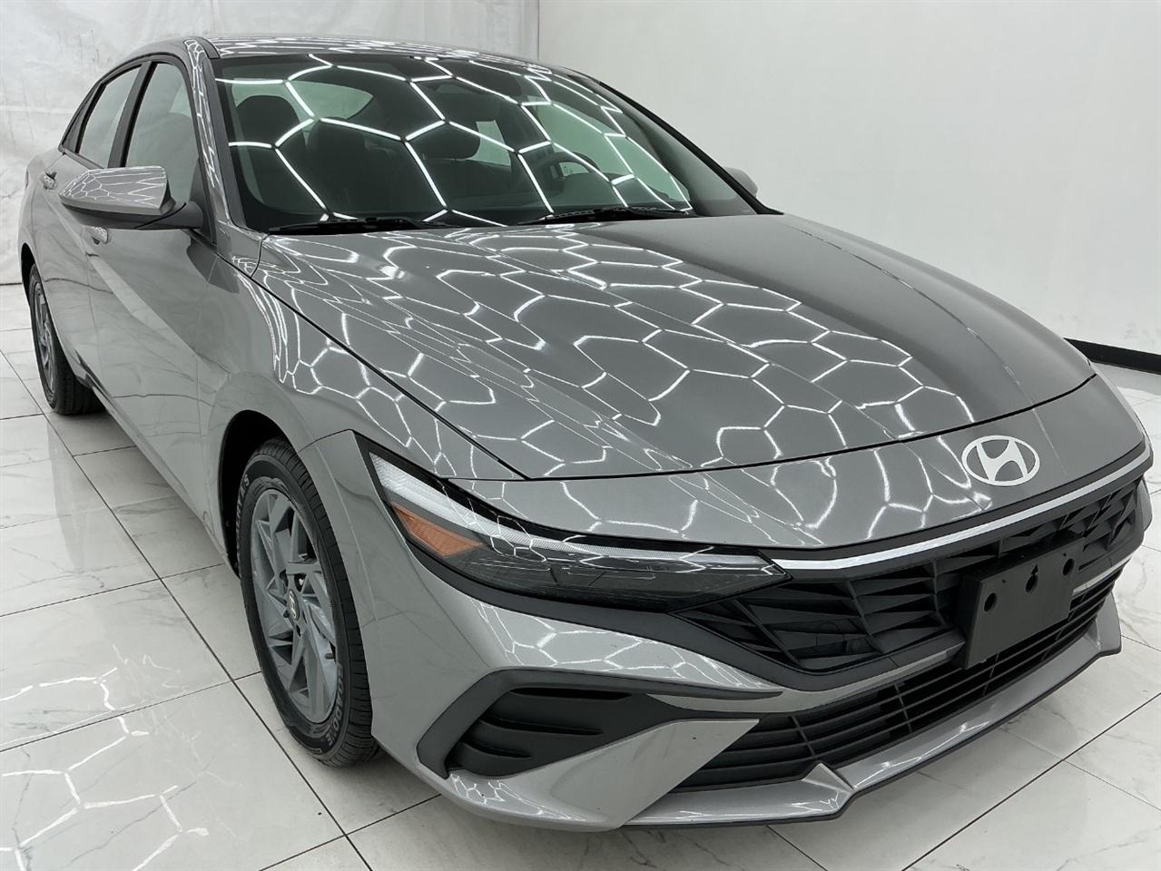 Hyundai Elantra Hybrid Blue DCT 2024