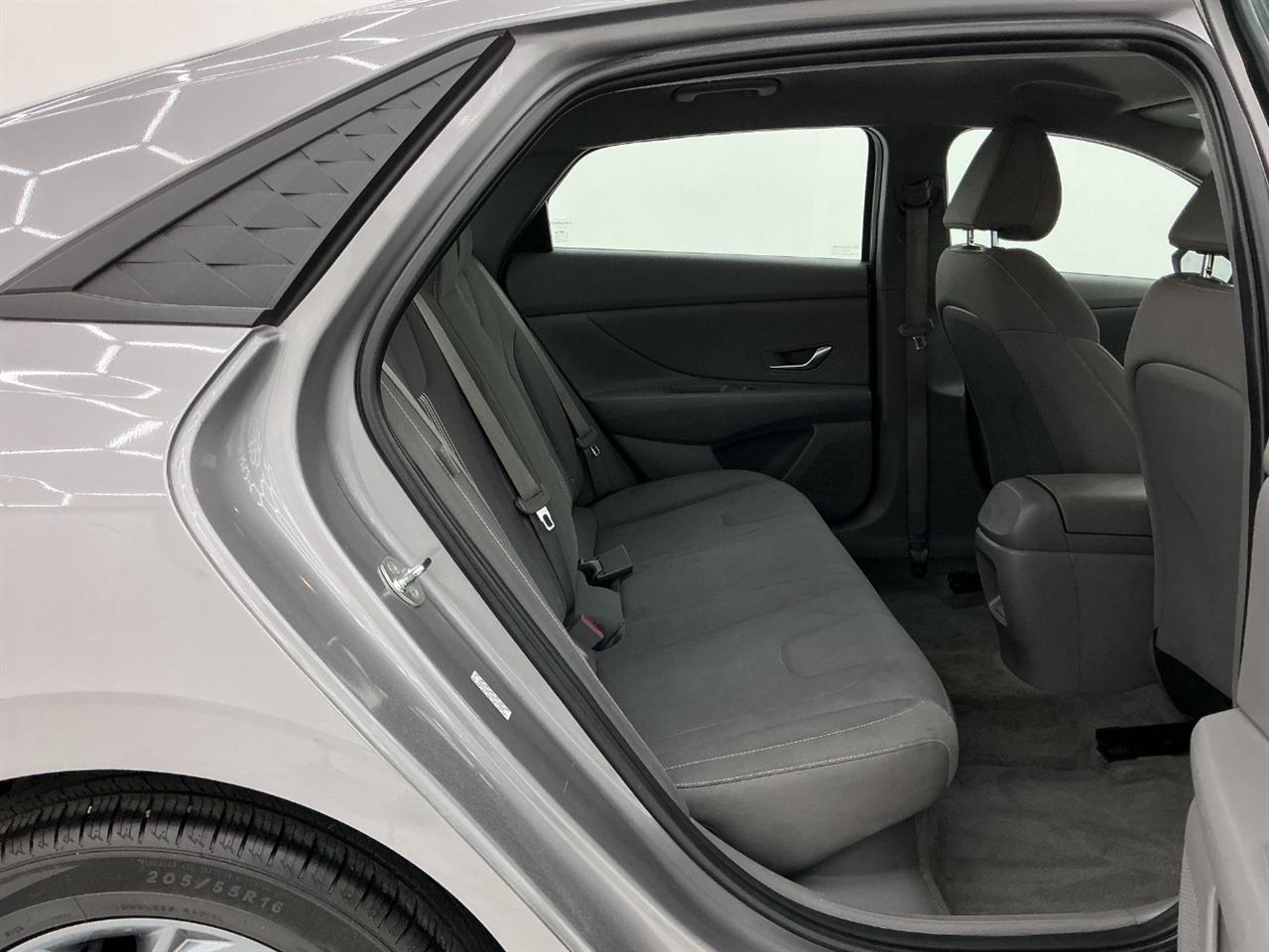 Hyundai Elantra Hybrid Blue DCT 2024