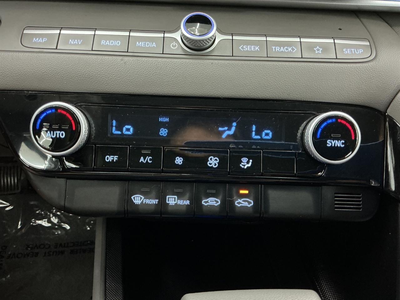 Hyundai Elantra Hybrid Blue DCT 2024