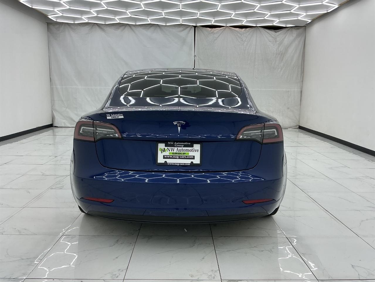 Tesla Model 3 RWD 2022