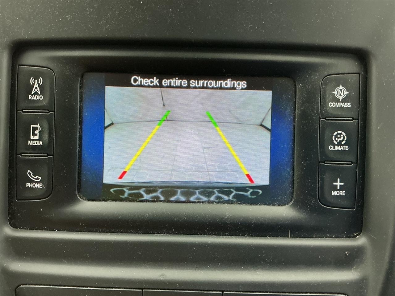 Chrysler 200 4dr Sdn C FWD 2015