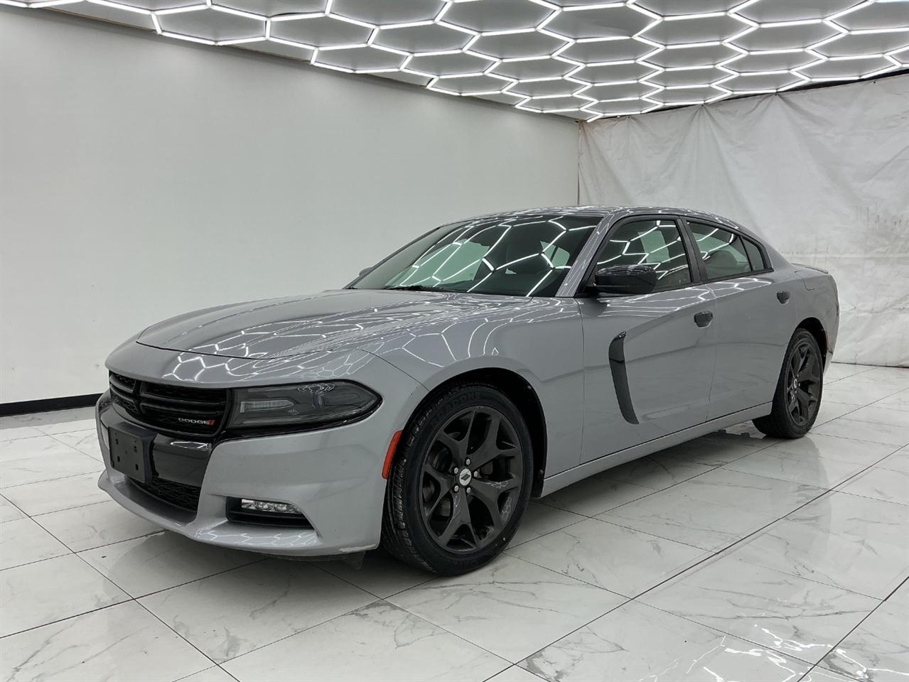 Dodge Charger SXT RWD 2017