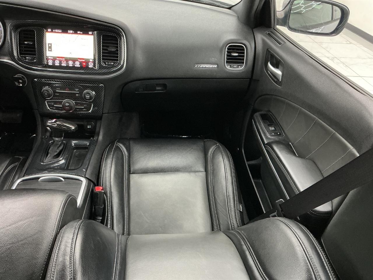 Dodge Charger SXT RWD 2017