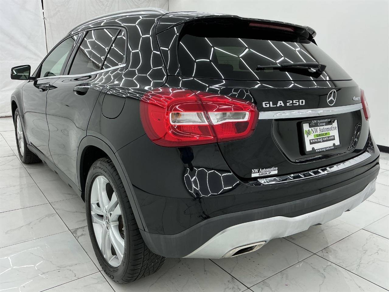Mercedes-Benz GLA GLA 250 4MATIC SUV 2018