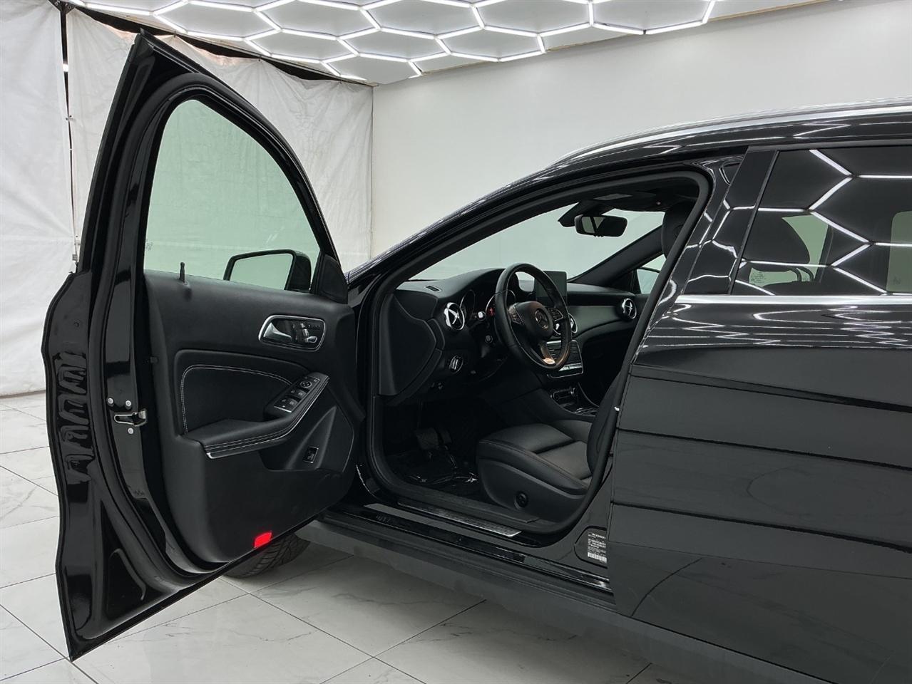 Mercedes-Benz GLA GLA 250 4MATIC SUV 2018