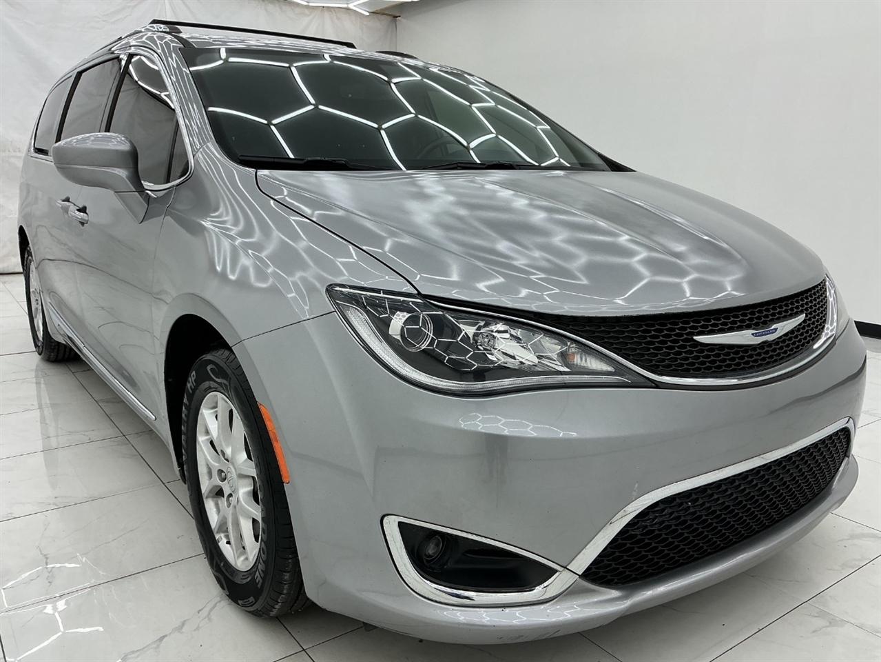 Chrysler Pacifica Touring L FWD 2020