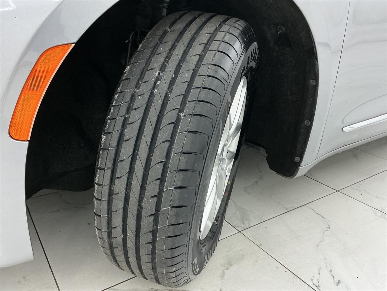 Chrysler Pacifica Touring L FWD 2020
