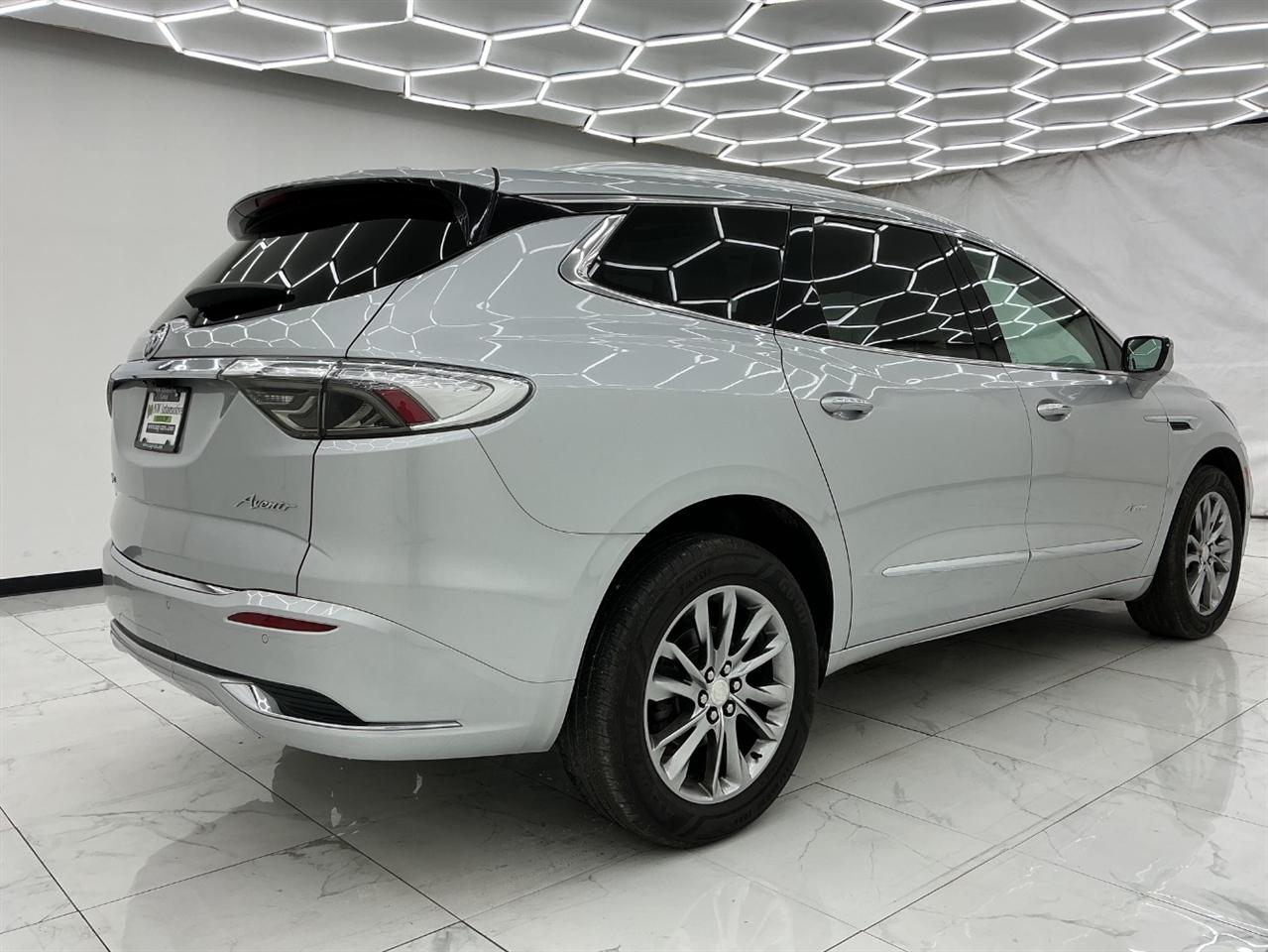 Buick Enclave AWD 4dr Avenir 2022
