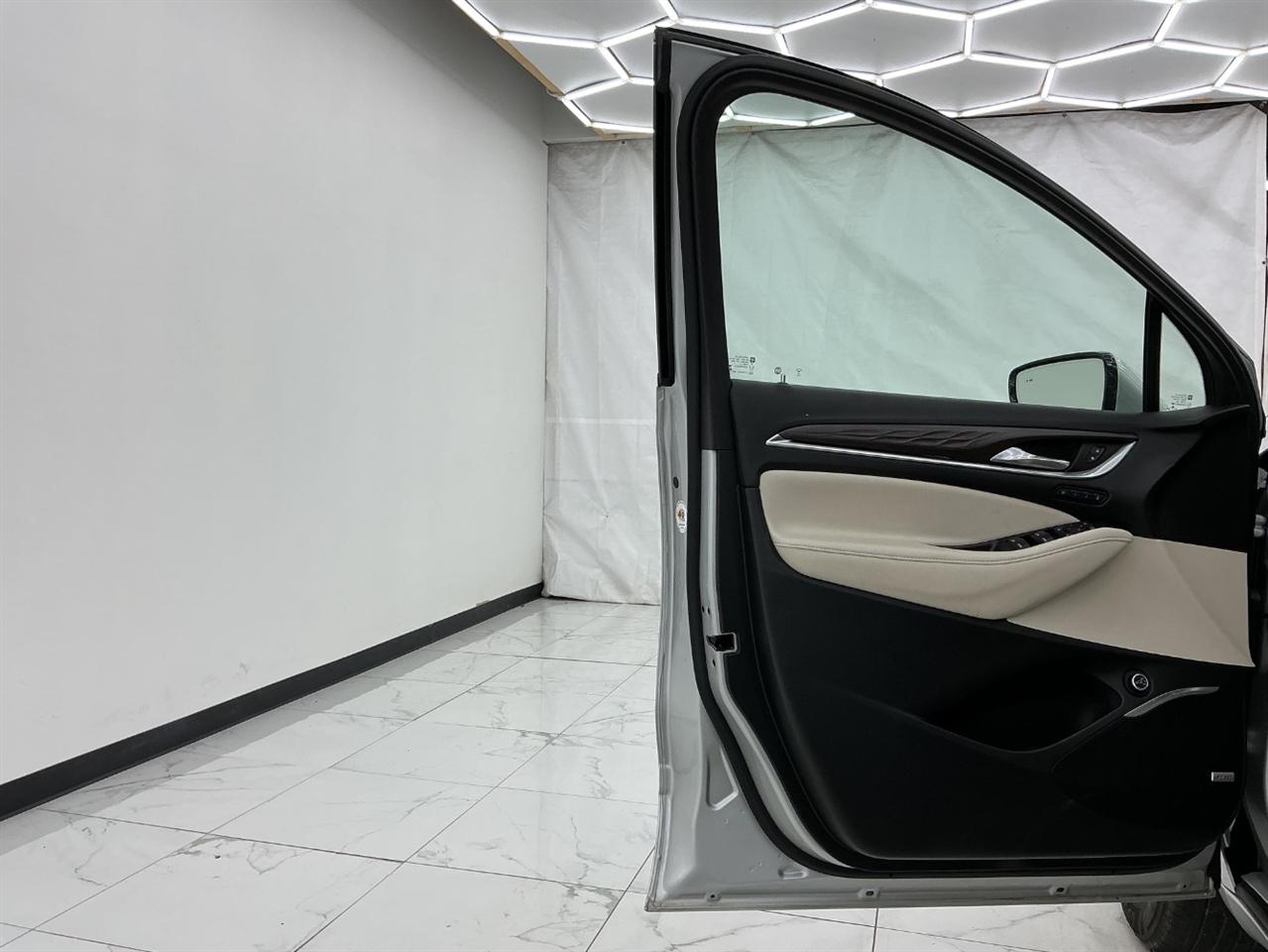 Buick Enclave AWD 4dr Avenir 2022