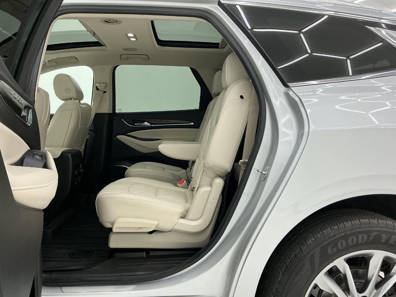 Buick Enclave AWD 4dr Avenir 2022