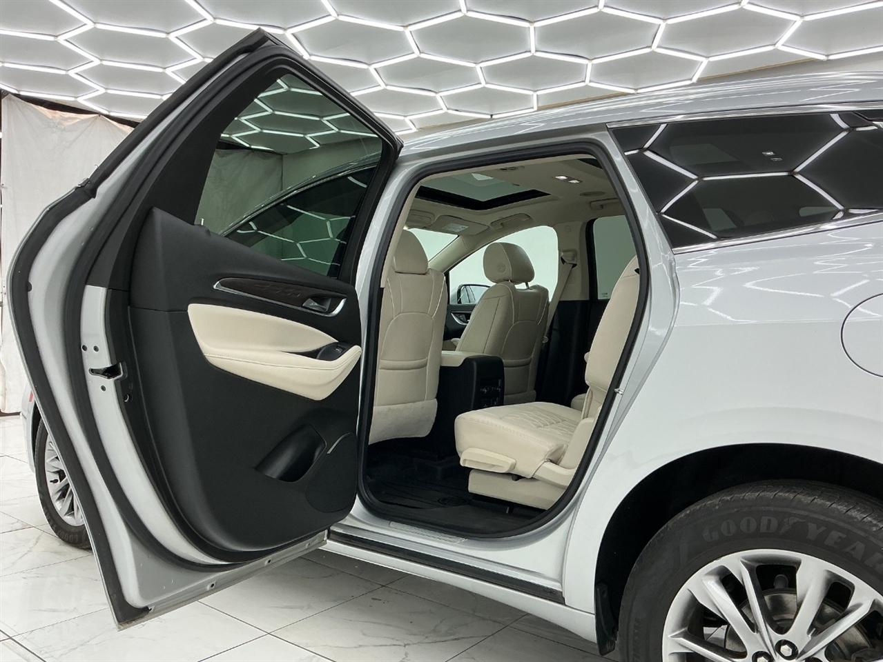 Buick Enclave AWD 4dr Avenir 2022