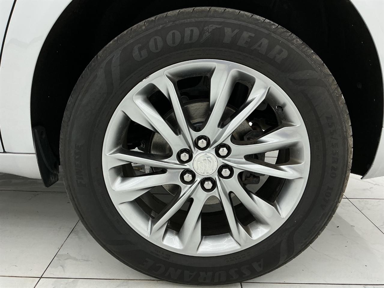 Buick Enclave AWD 4dr Avenir 2022