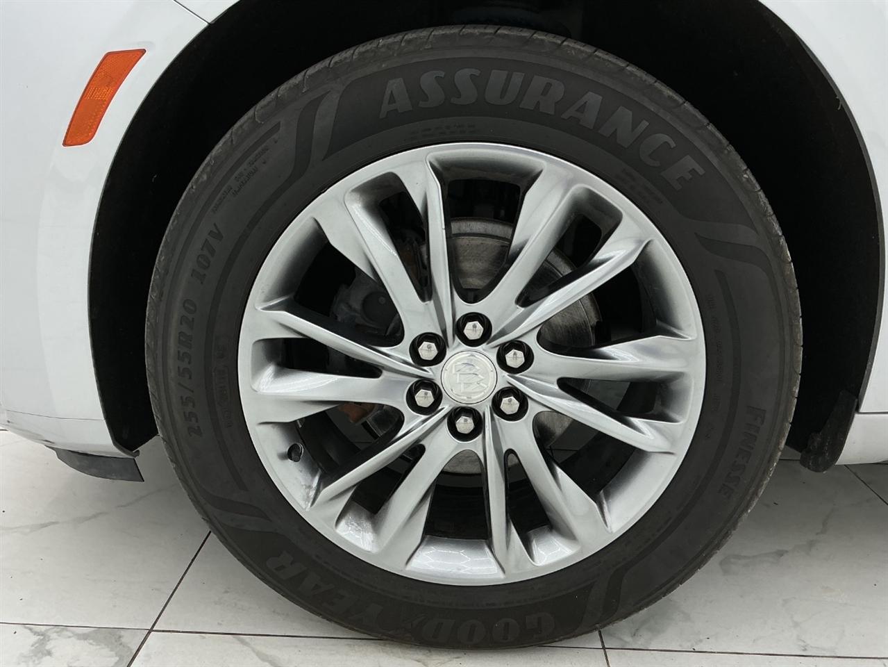 Buick Enclave AWD 4dr Avenir 2022