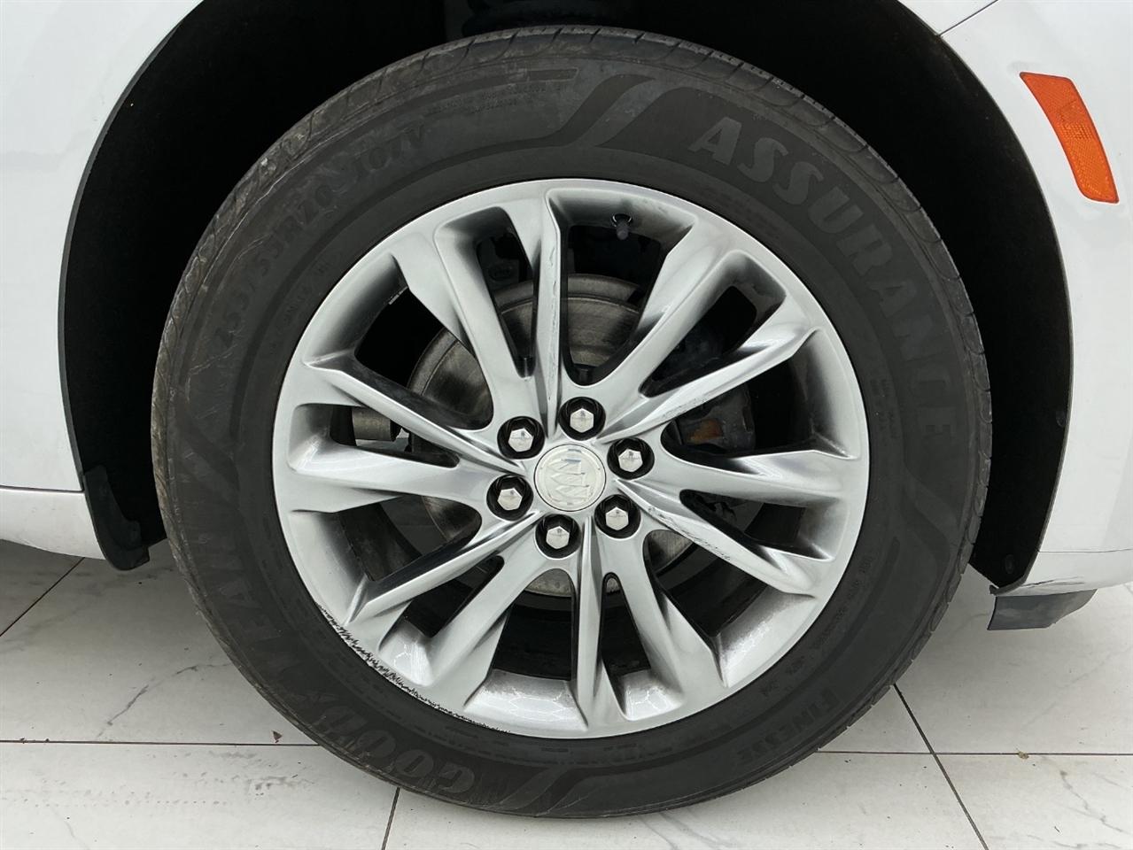 Buick Enclave AWD 4dr Avenir 2022