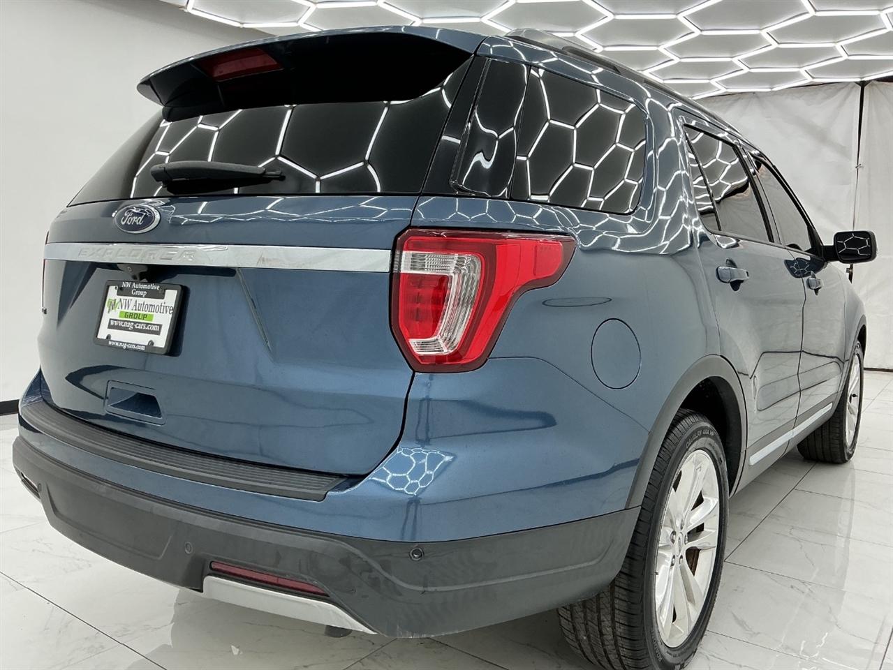 Ford Explorer XLT FWD 2019