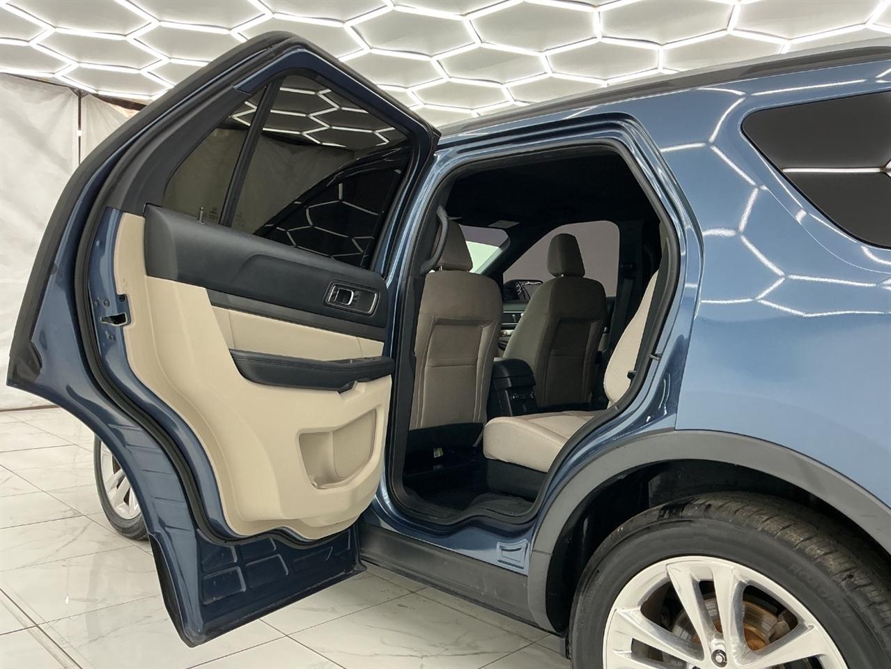 Ford Explorer XLT FWD 2019