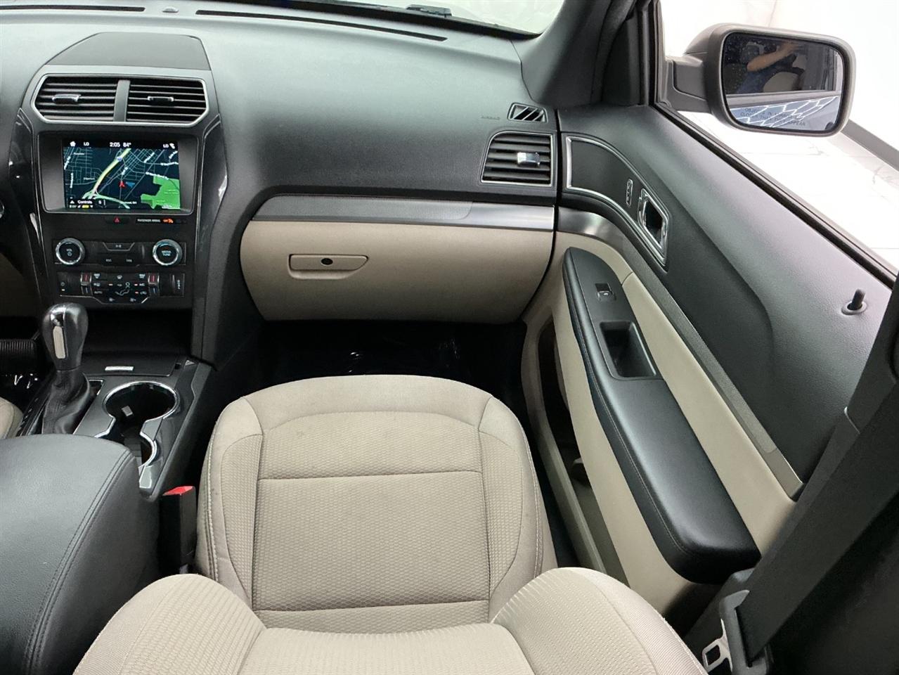Ford Explorer XLT FWD 2019