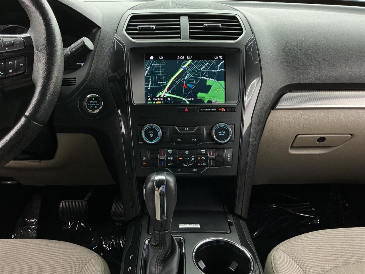 Ford Explorer XLT FWD 2019