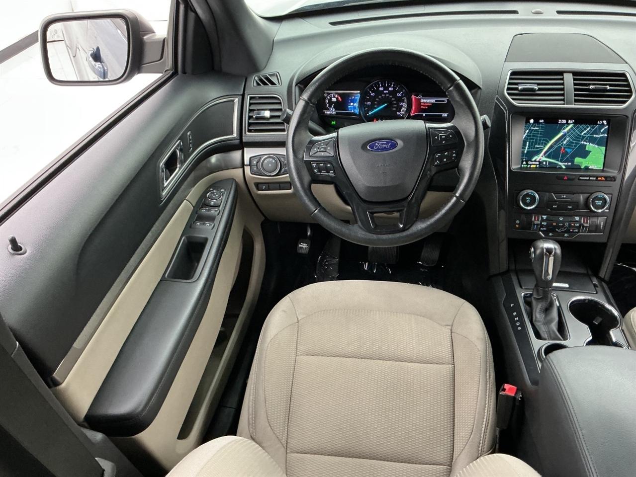 Ford Explorer XLT FWD 2019