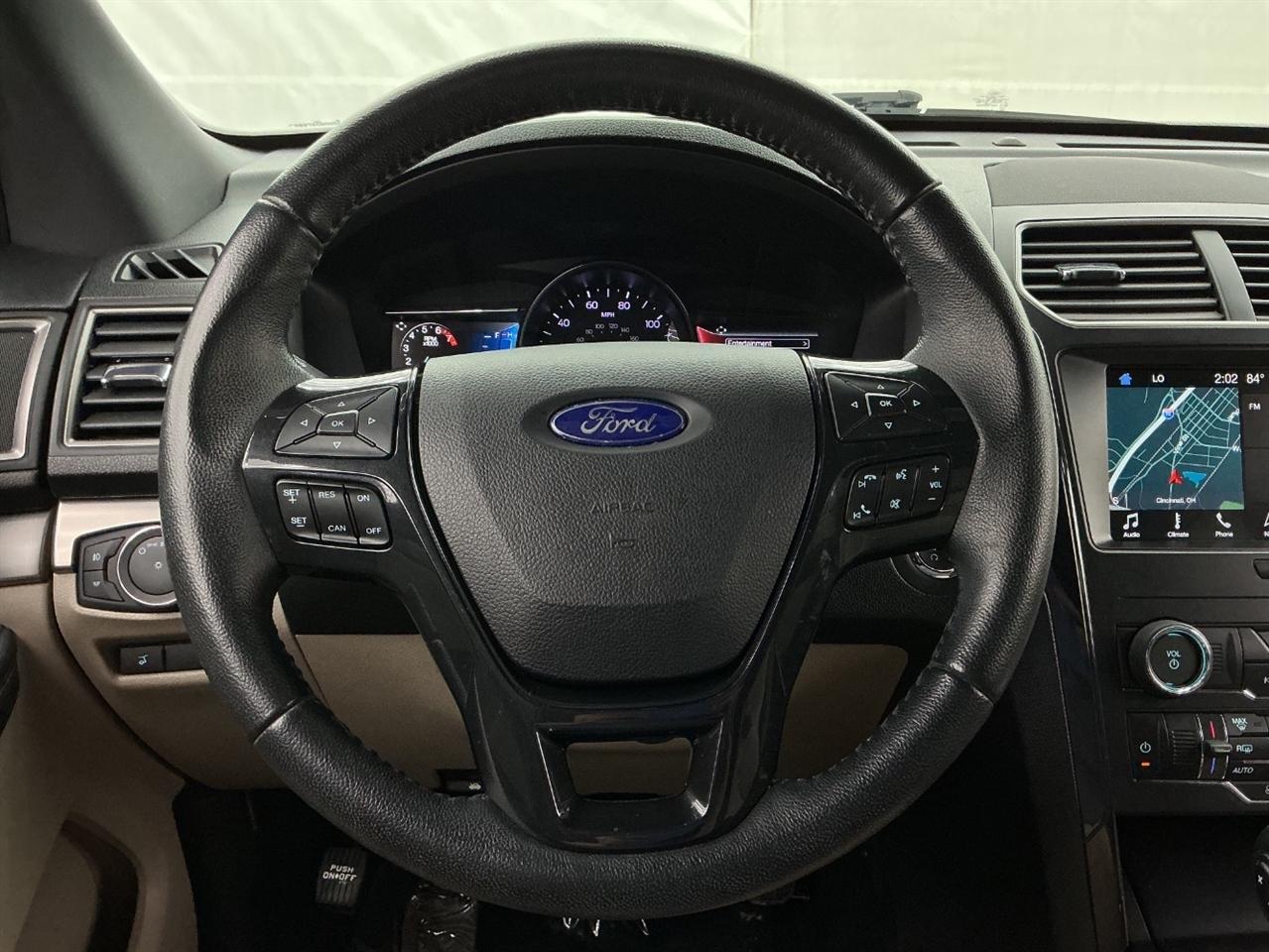 Ford Explorer XLT FWD 2019