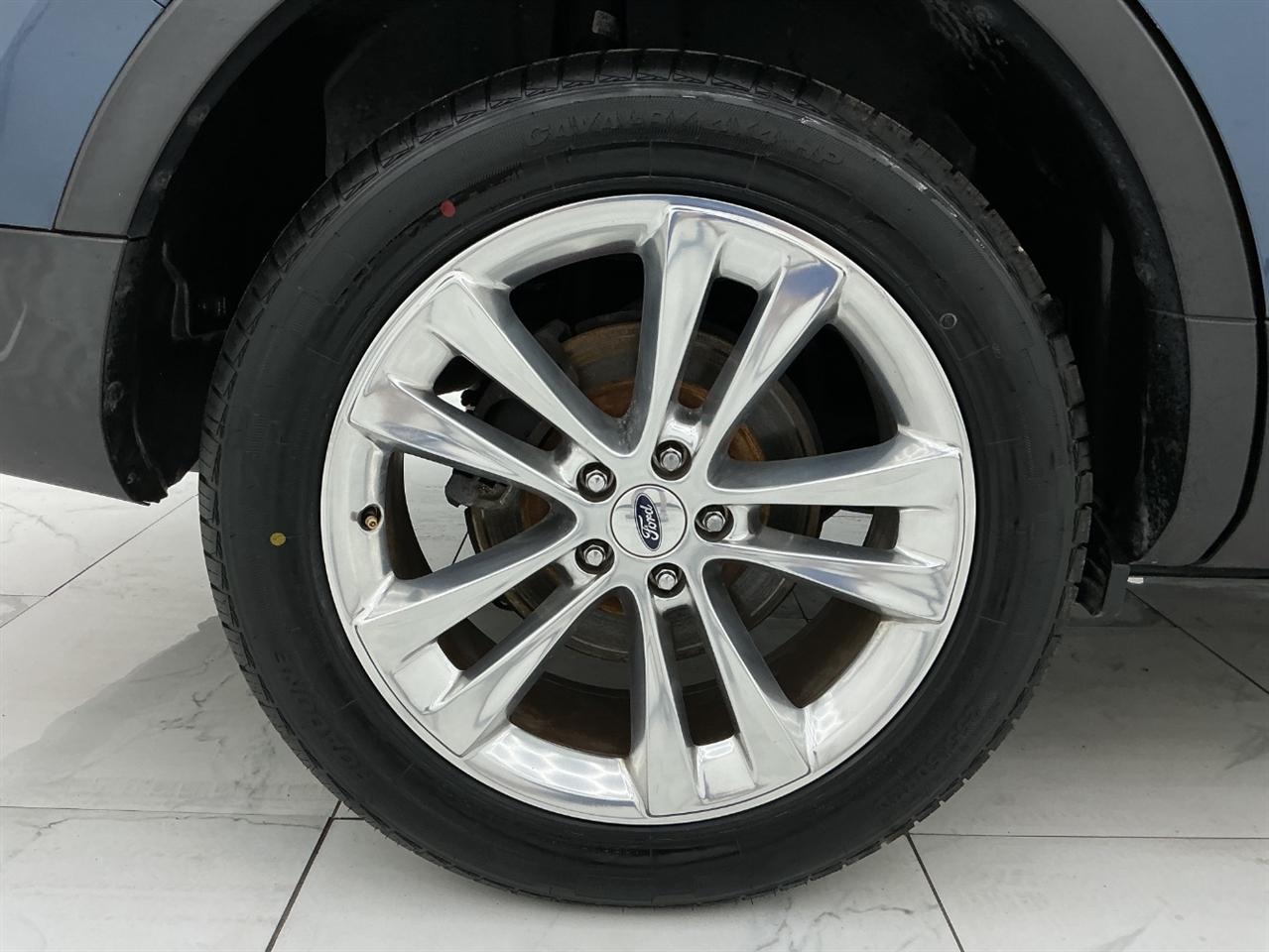 Ford Explorer XLT FWD 2019