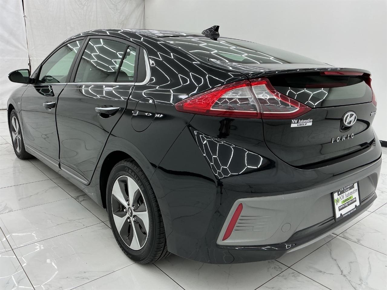 Hyundai Ioniq Electric Limited Hatchback 2019