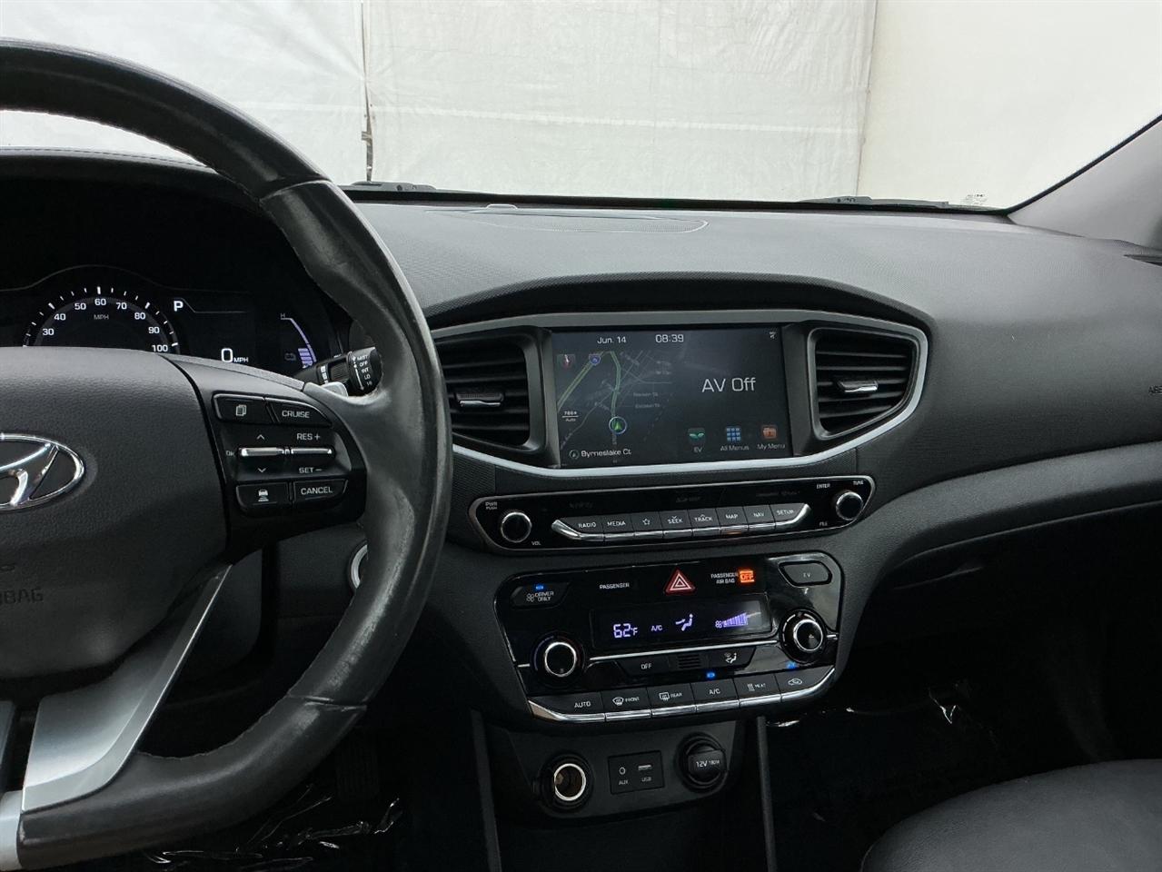 Hyundai Ioniq Electric Limited Hatchback 2019