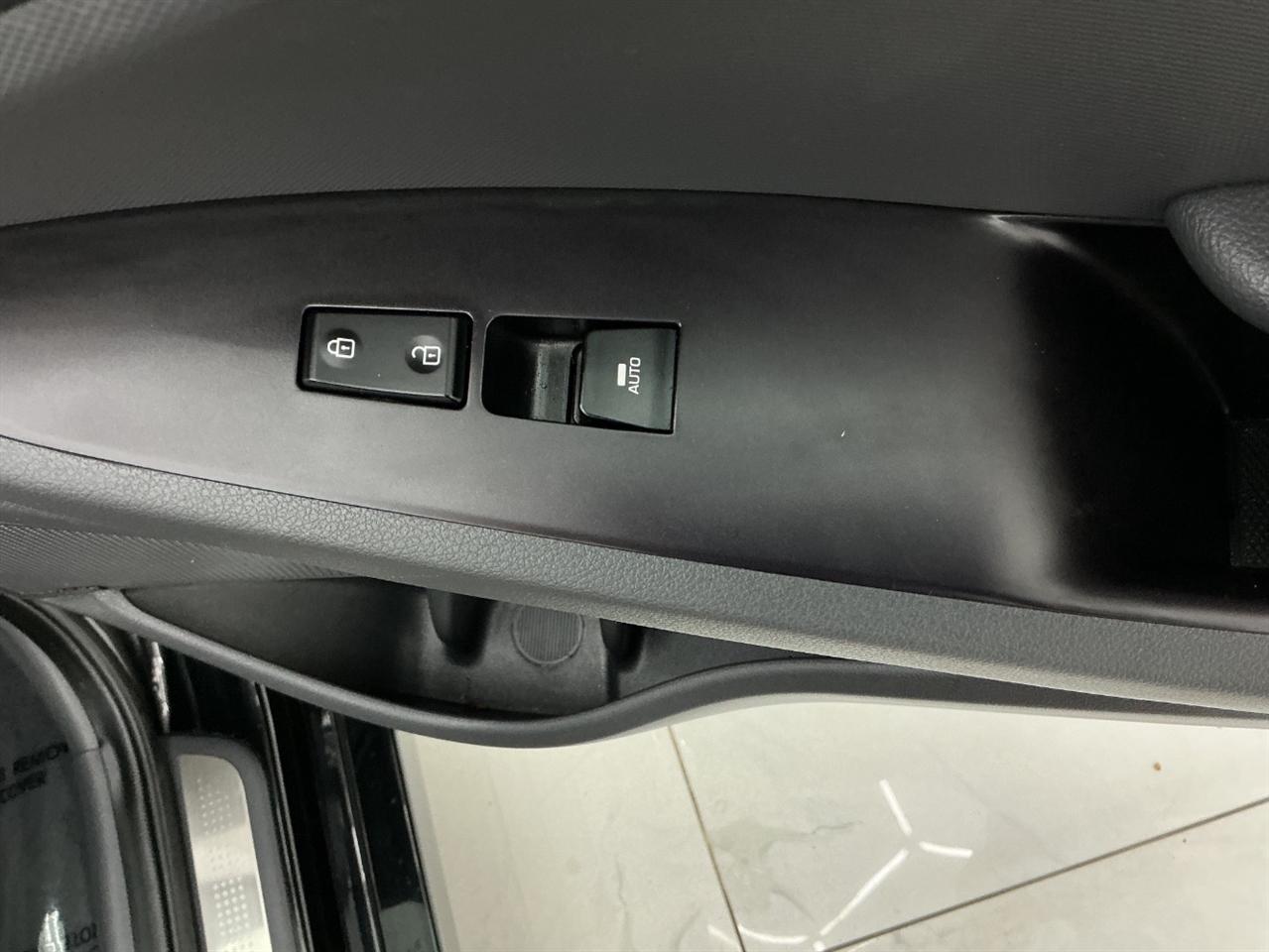 Hyundai Ioniq Electric Limited Hatchback 2019