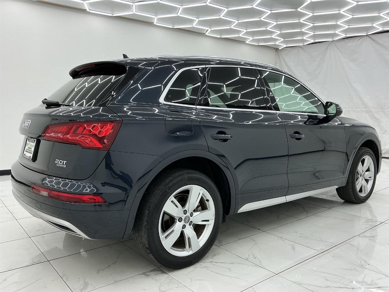 Audi Q5 2.0 TFSI Tech Premium Plus 2018