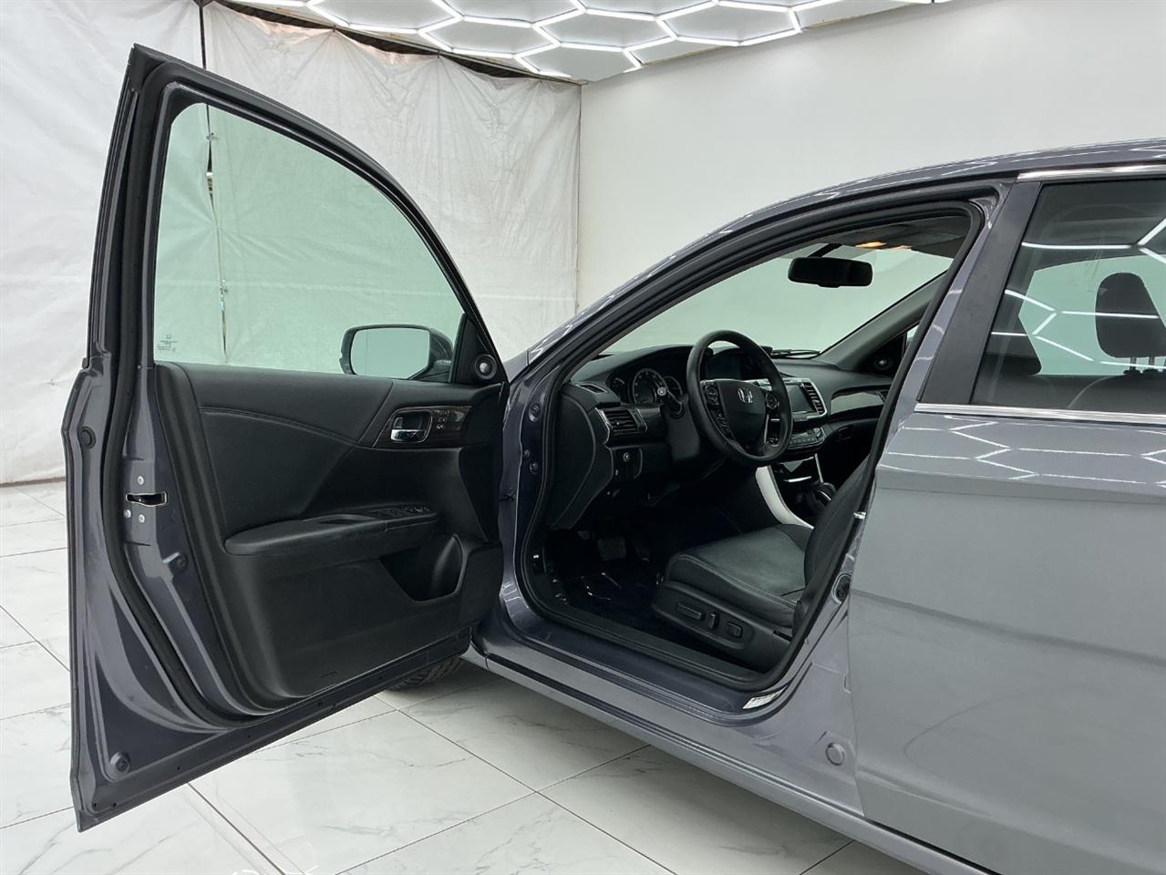 Honda Accord 4dr I4 CVT EX-L 2016