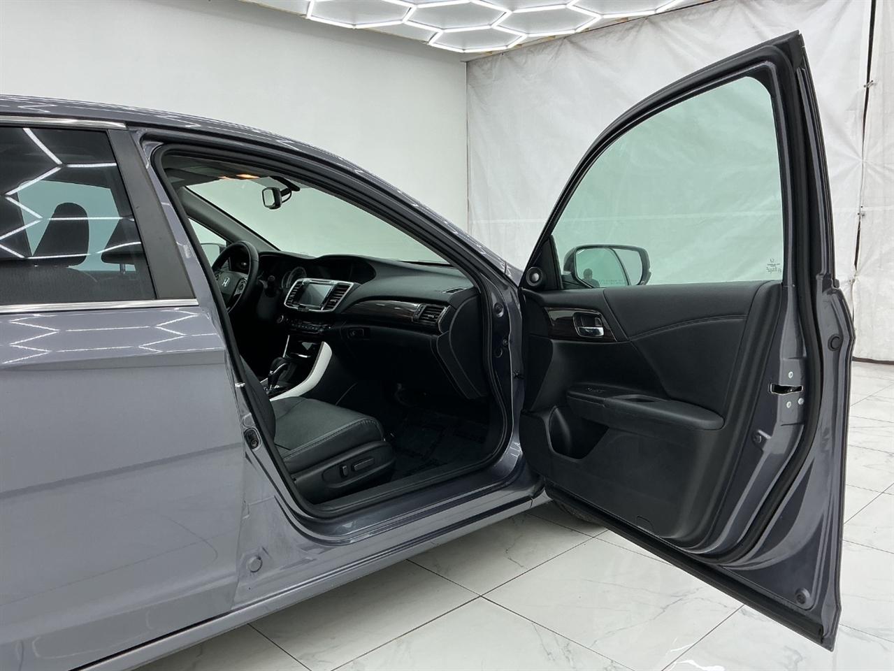 Honda Accord 4dr I4 CVT EX-L 2016
