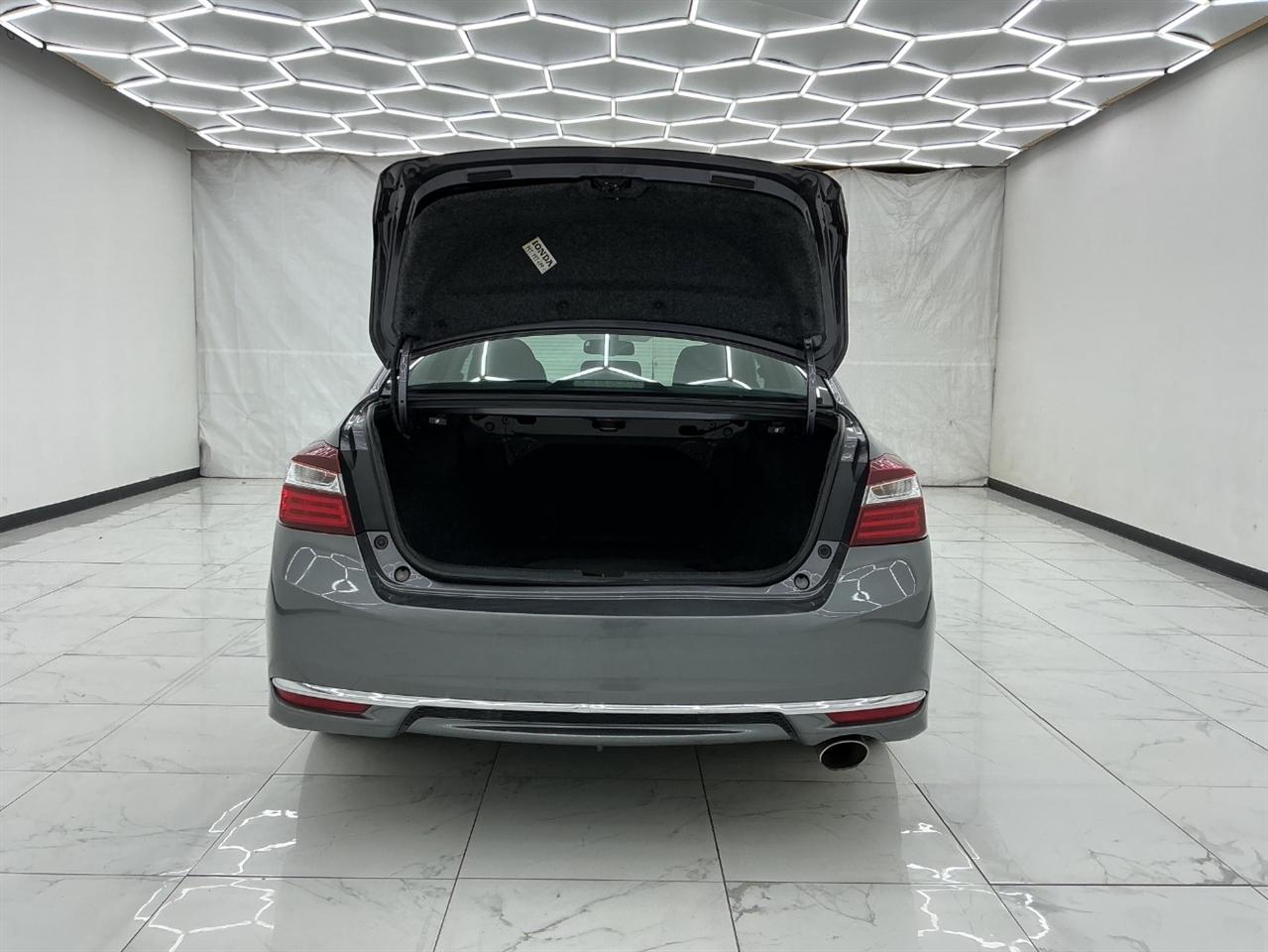 Honda Accord 4dr I4 CVT EX-L 2016