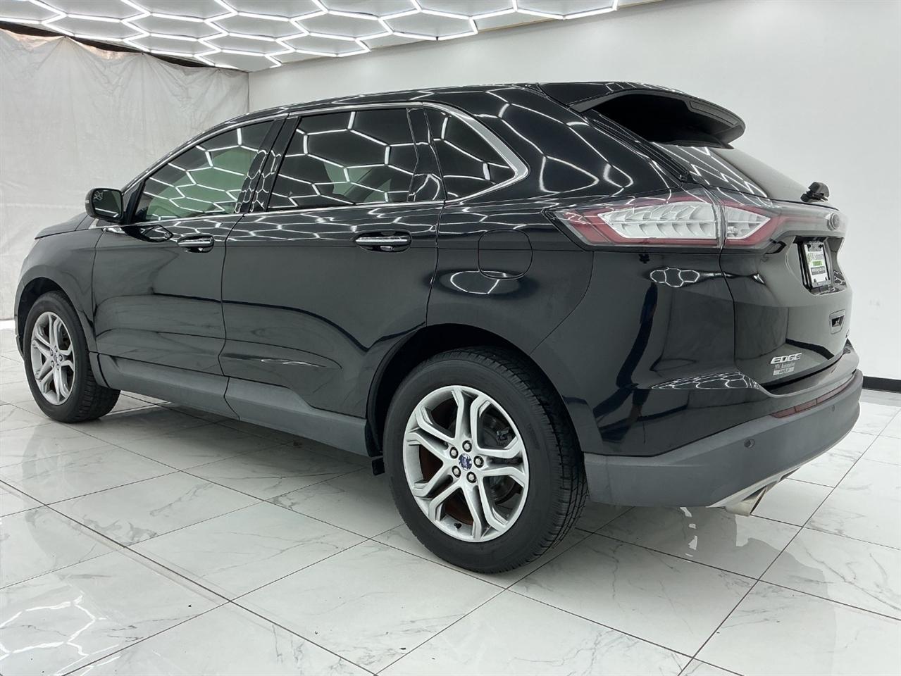 Ford Edge 4dr Titanium FWD 2016