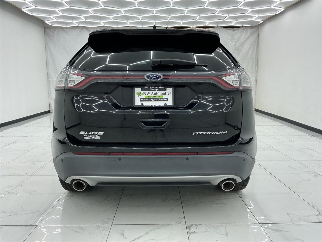 Ford Edge 4dr Titanium FWD 2016