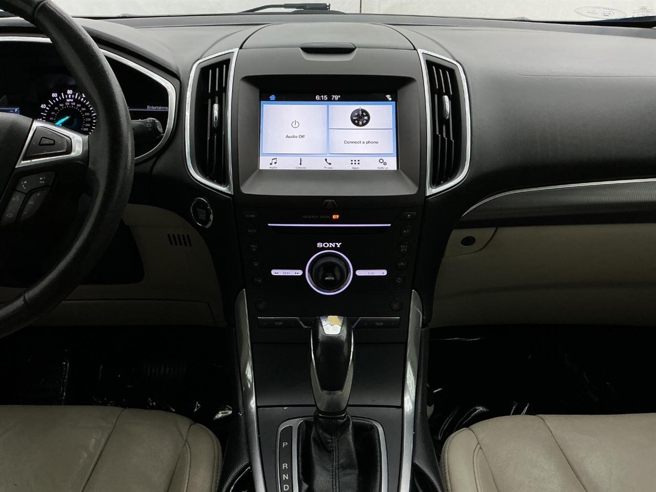 Ford Edge 4dr Titanium FWD 2016