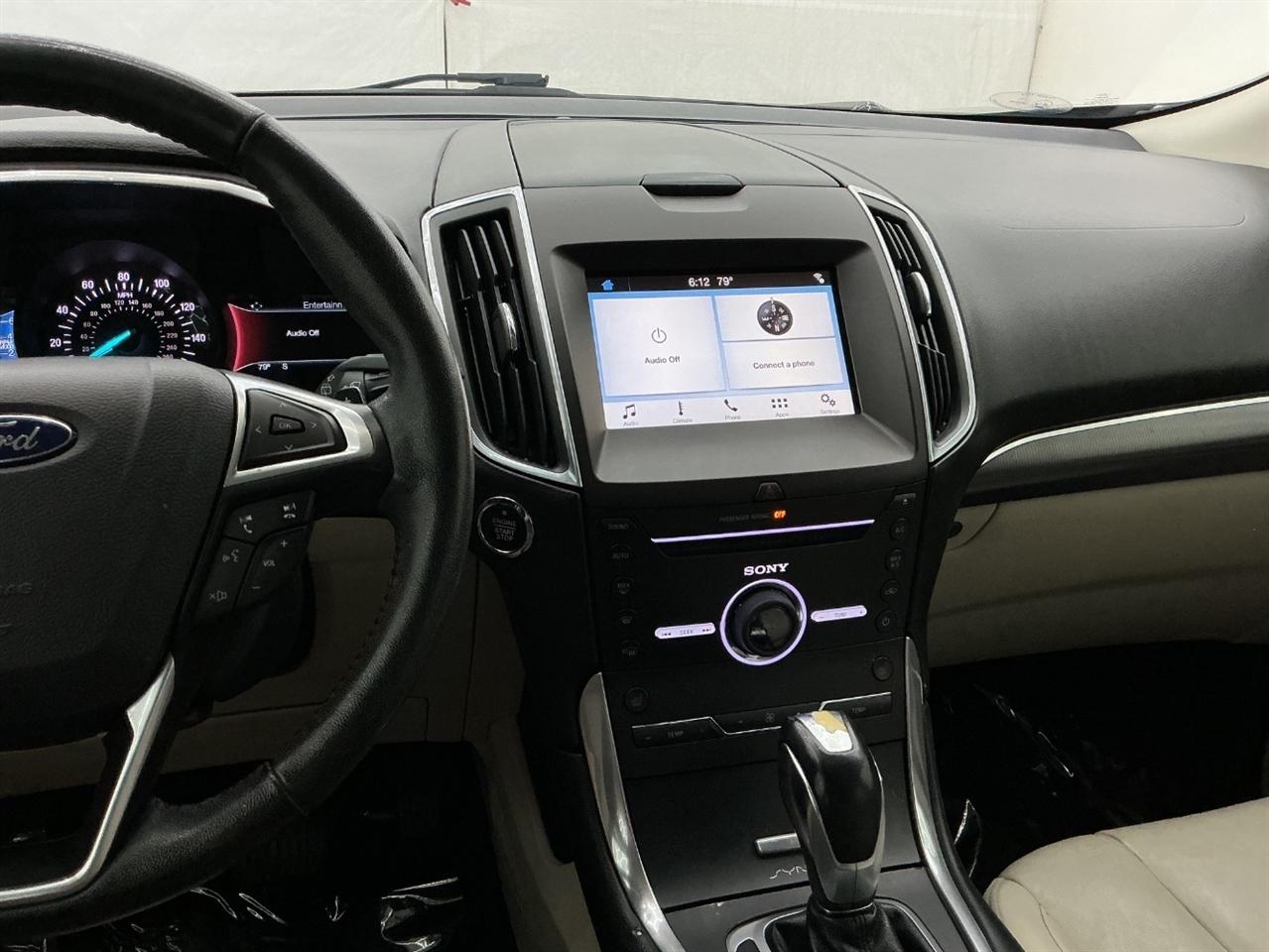 Ford Edge 4dr Titanium FWD 2016