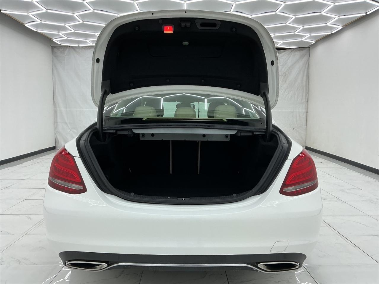 Mercedes-Benz C-Class 4dr Sdn C 300 4MATIC 2015