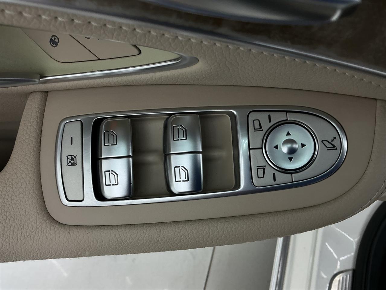 Mercedes-Benz C-Class 4dr Sdn C 300 4MATIC 2015
