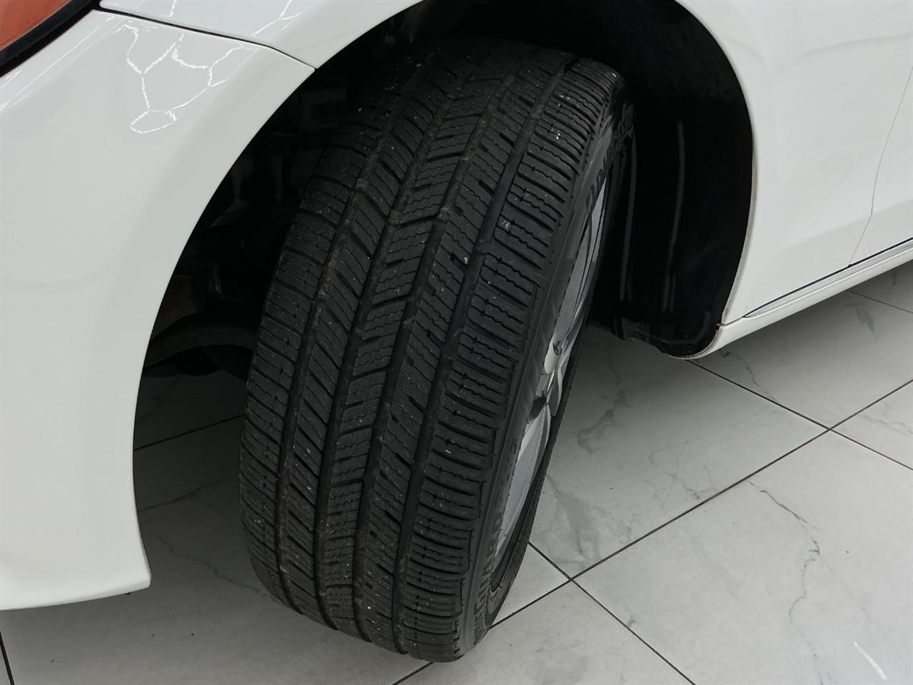 Mercedes-Benz C-Class 4dr Sdn C 300 4MATIC 2015