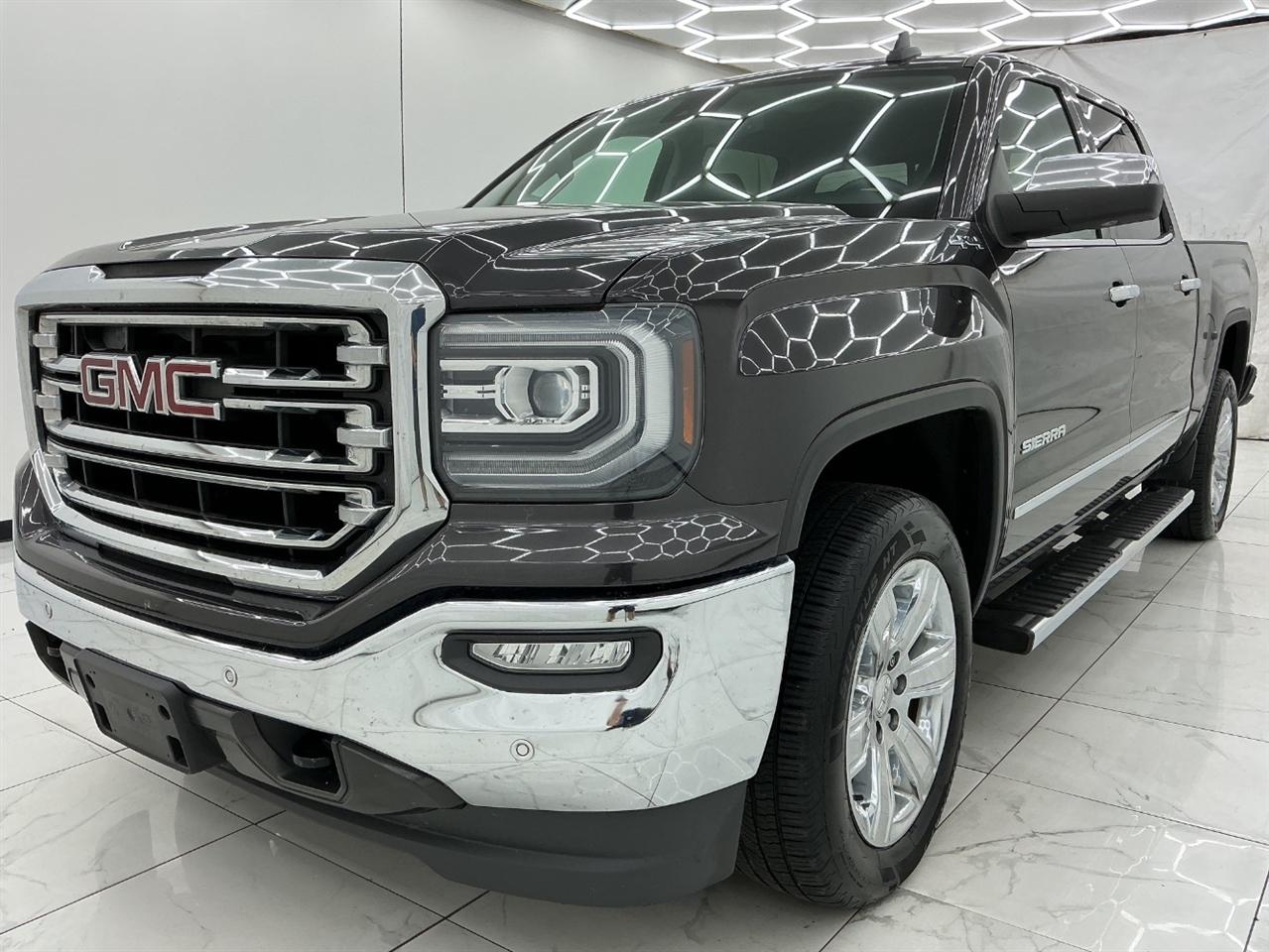 GMC Sierra 1500 4WD Crew Cab 143.5" SLT 2016